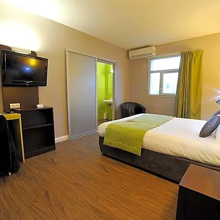 Hotel The Originals City, Novella Premium, Nantes Est 3*